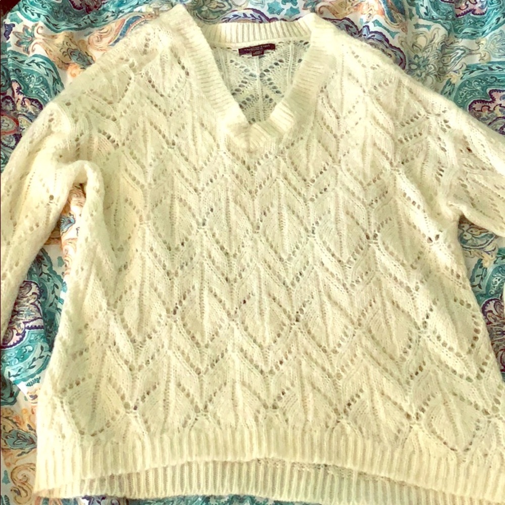 American Eagle jegging sweater